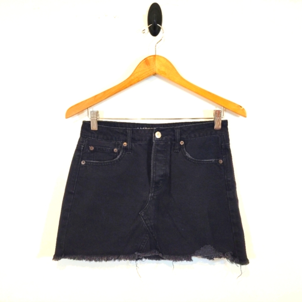 American Eagle Outfitters Classic Black Denim Skirt